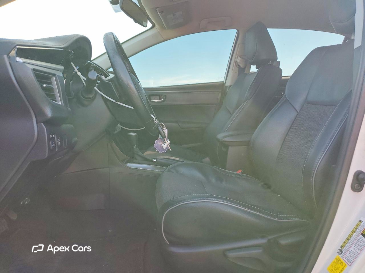 Toyota Corolla 2015