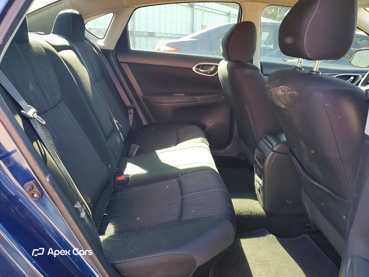 Nissan Sentra 2018