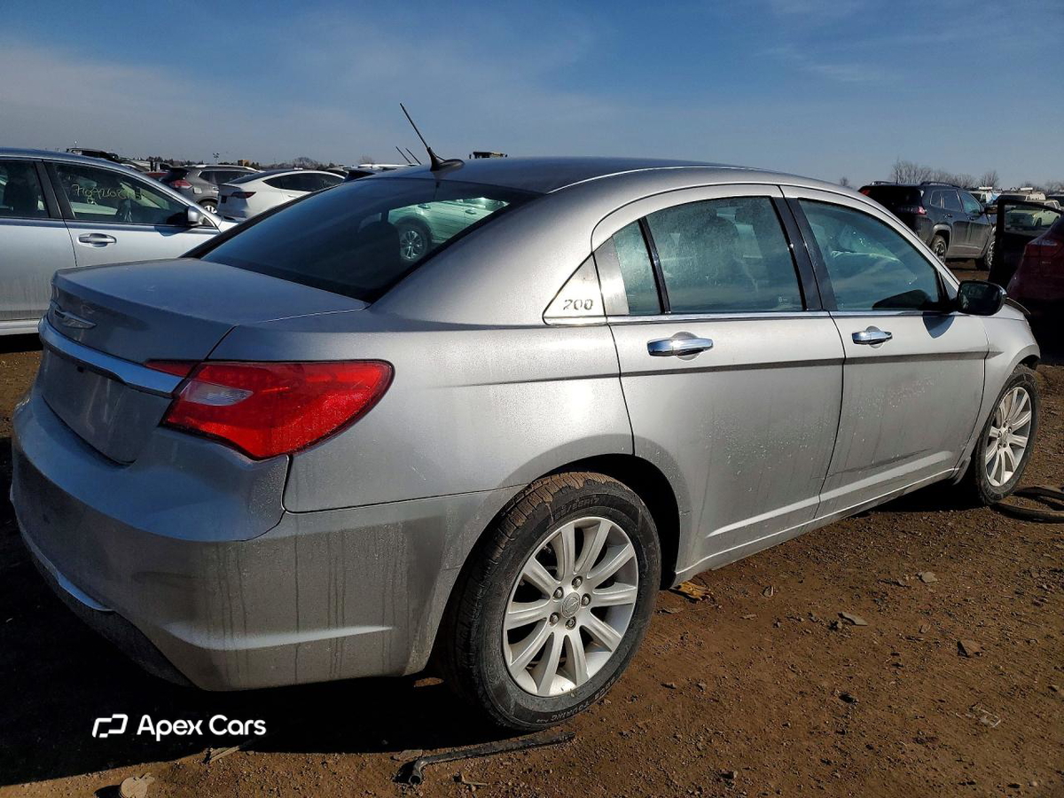 Chrysler 200 2014