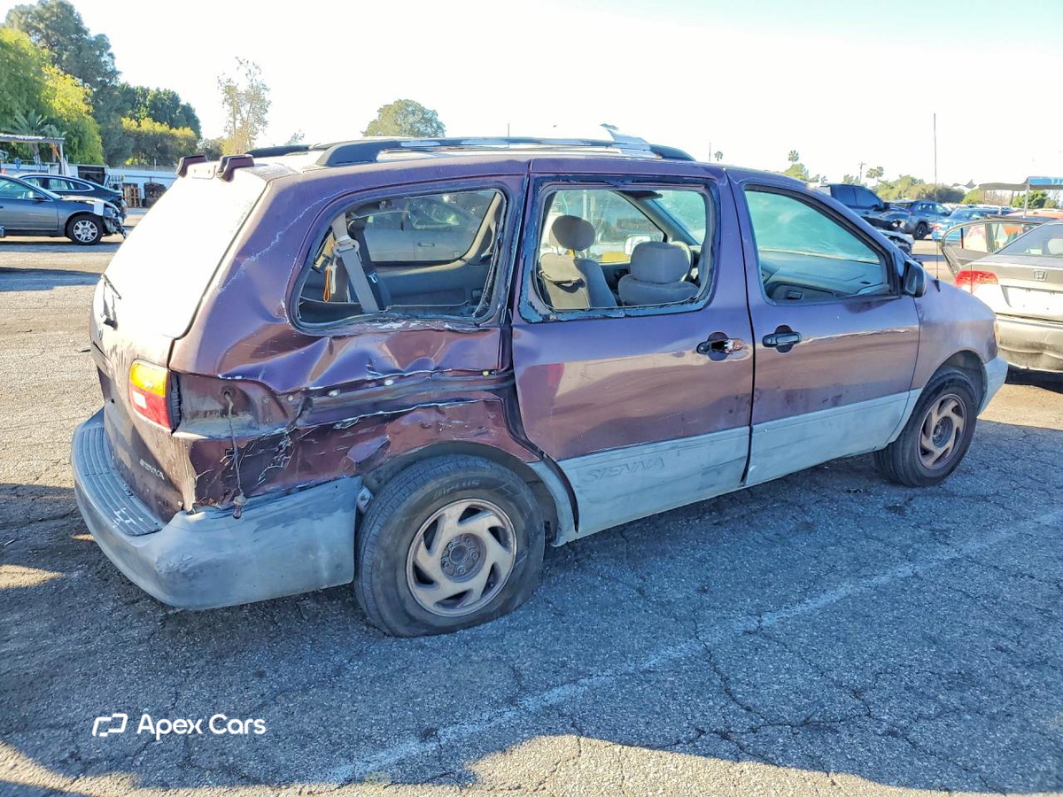 Toyota Sienna 1998