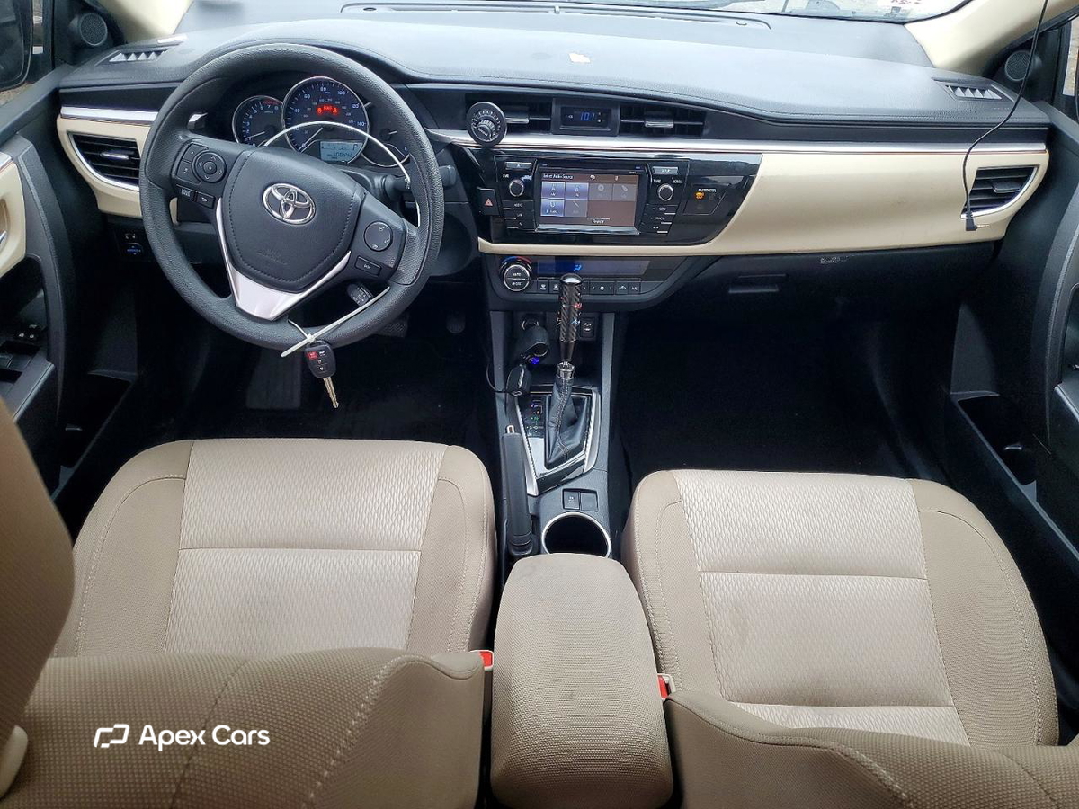 Toyota Corolla 2015
