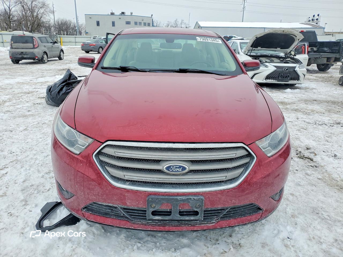 Ford Taurus 2015
