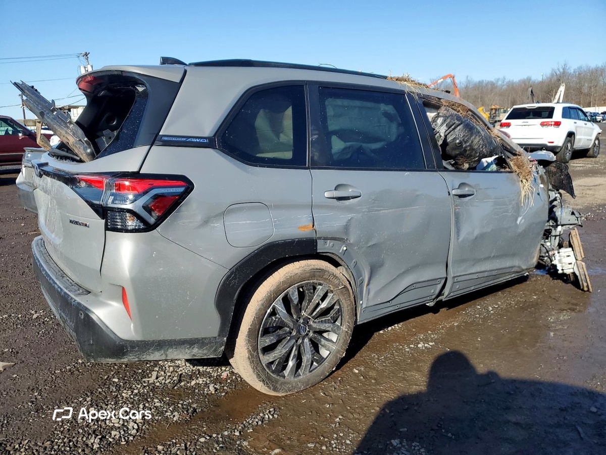 Subaru Forester 2025