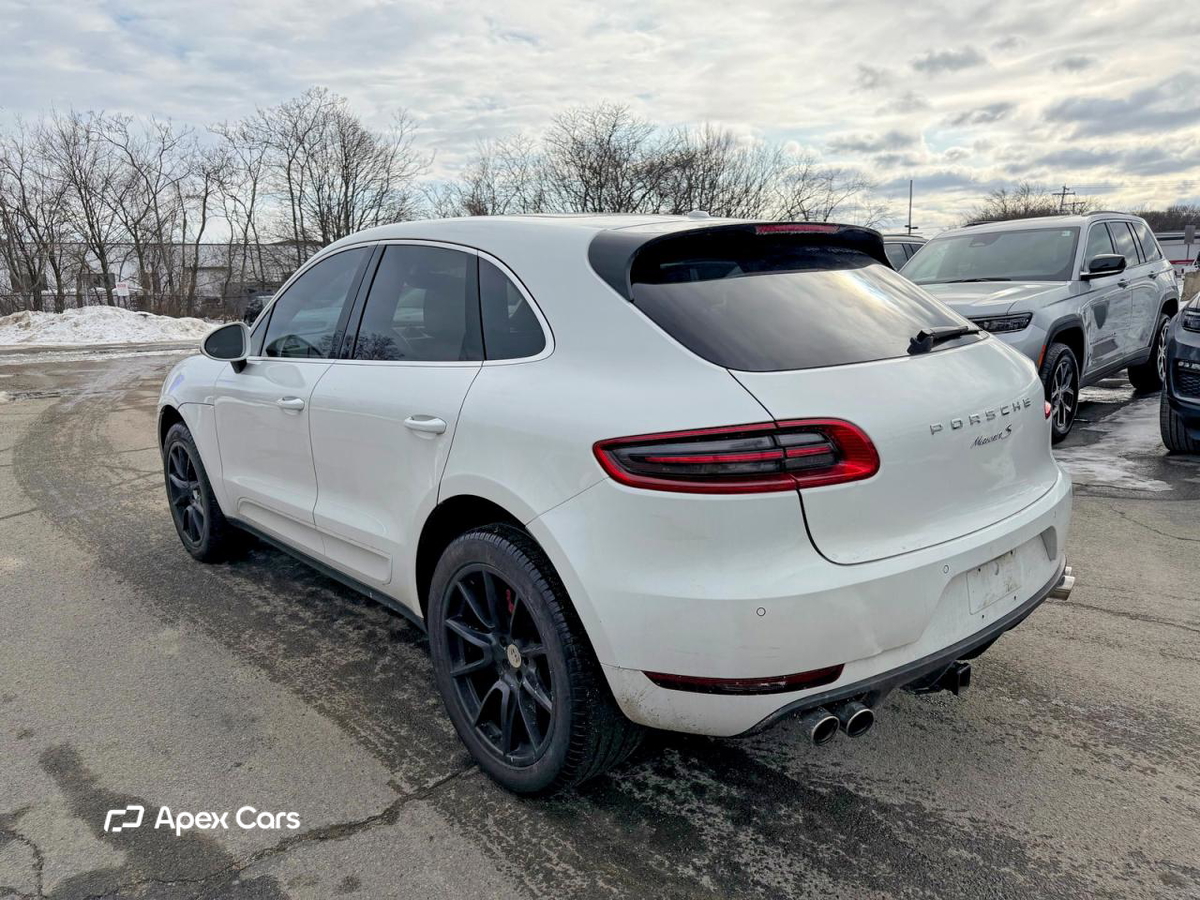 Porsche Macan 2016
