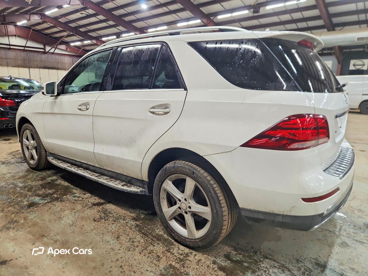 Mercedes-Benz GLE 2016