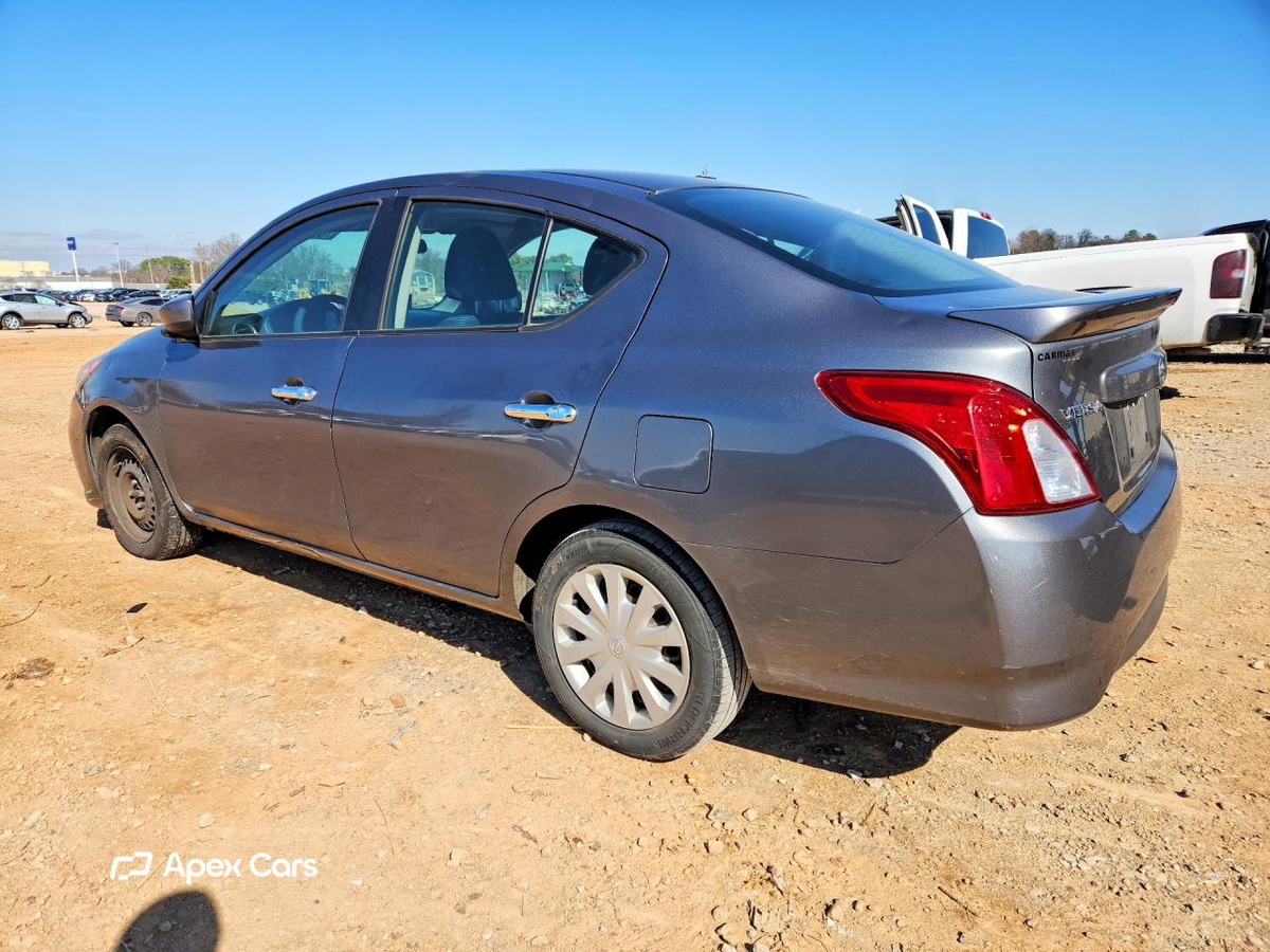 Nissan Versa 2018