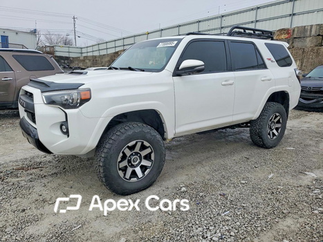 Toyota 4Runner 2023 - Image 1 of 14