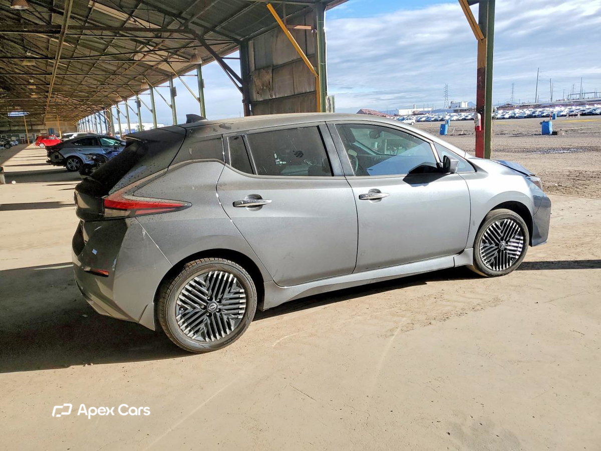 Nissan Leaf 2025
