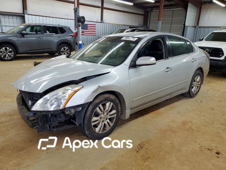 Nissan Altima 2010 - Image 1 of 13