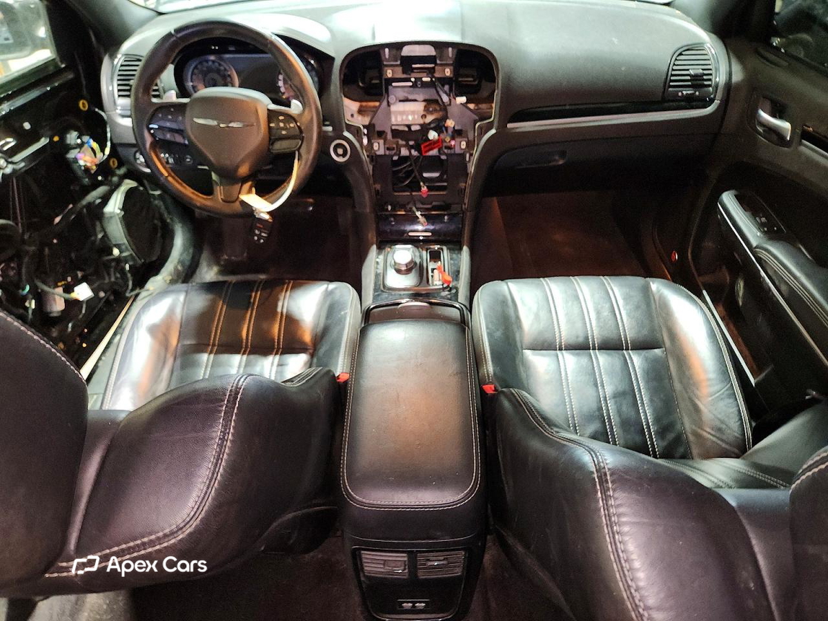 Chrysler 300 2017