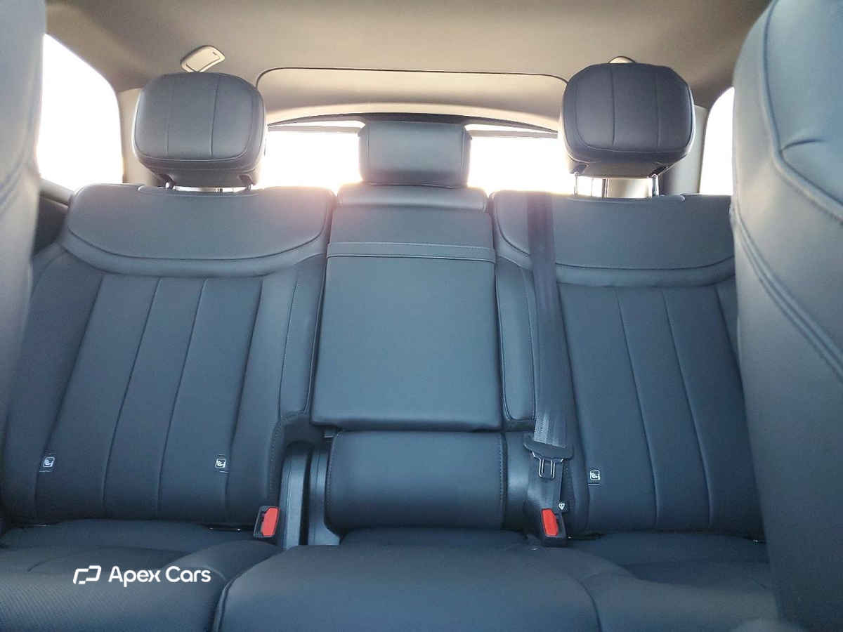 Land Rover Range Rover 2025
