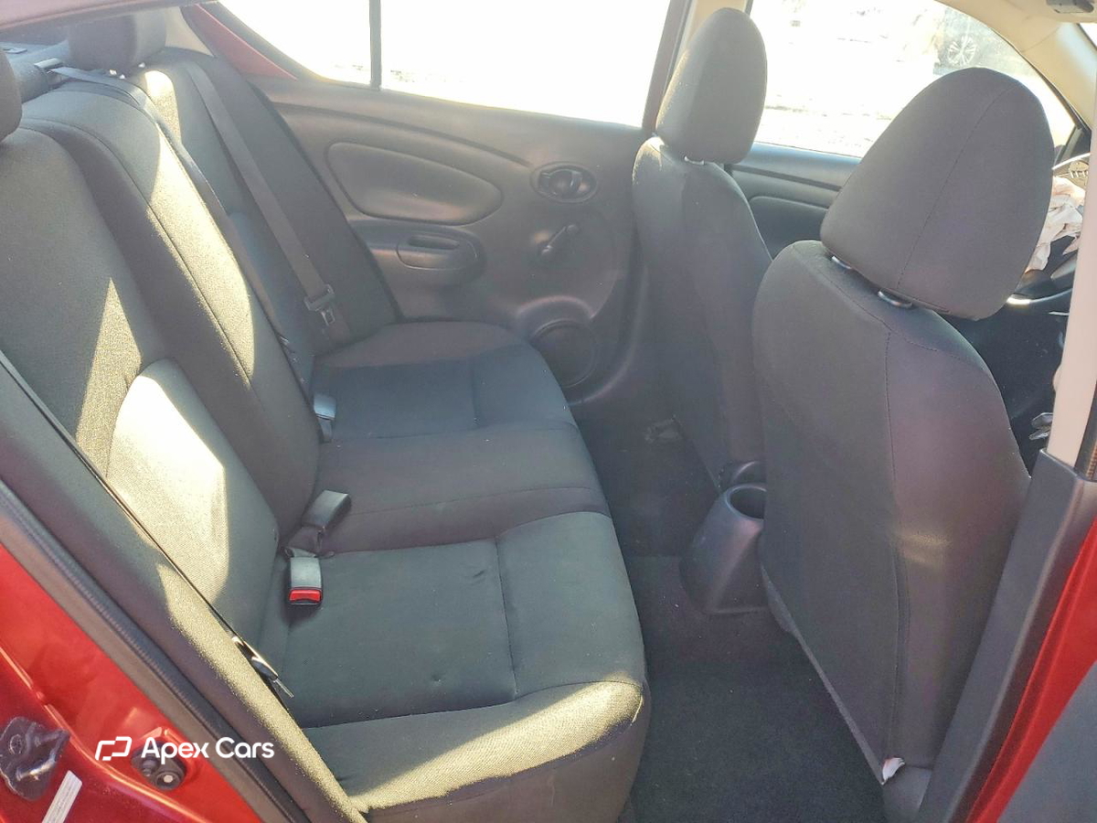 Nissan Versa 2018
