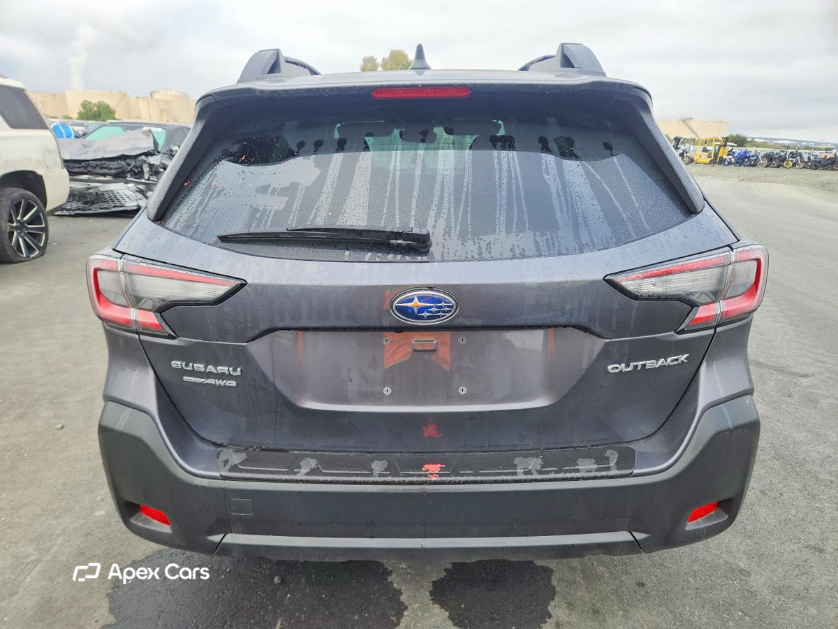 Subaru Outback 2025