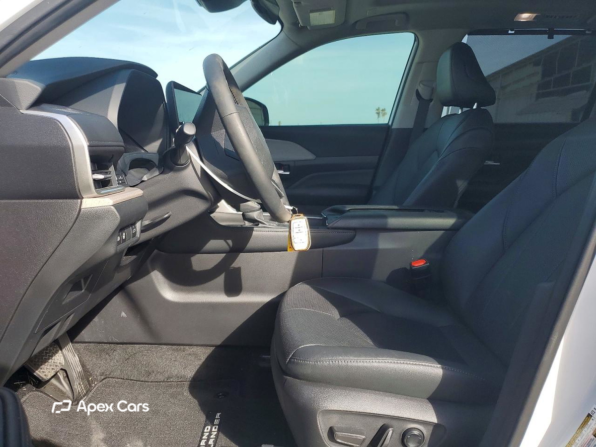 Toyota Highlander 2025
