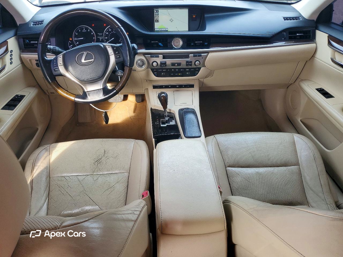 Lexus ES 2014
