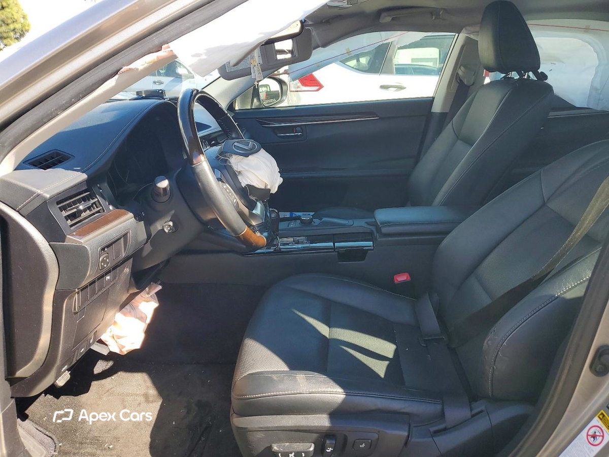 Lexus ES 2015