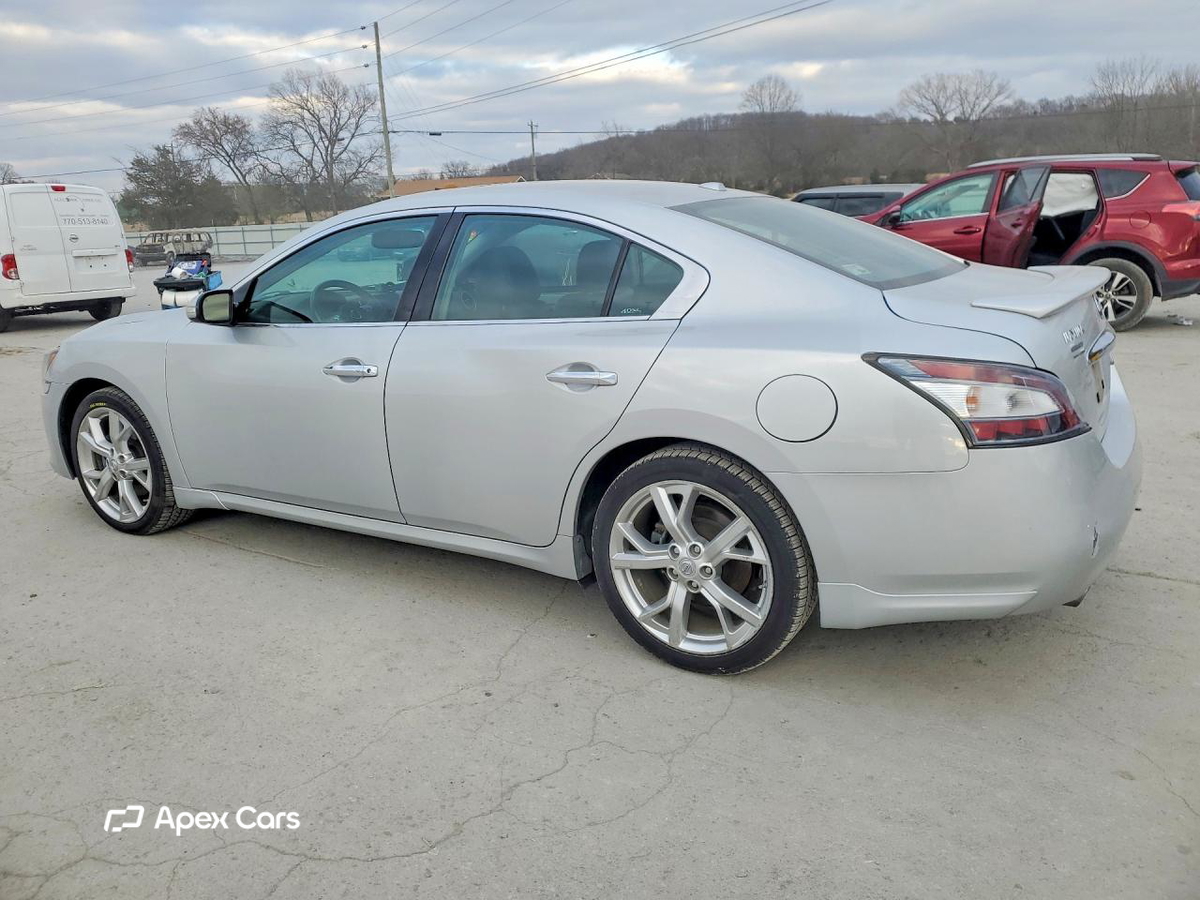 Nissan Maxima 2012