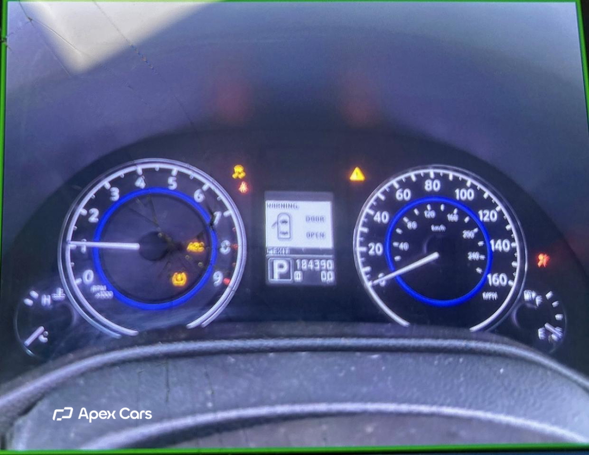 Infiniti G 2011