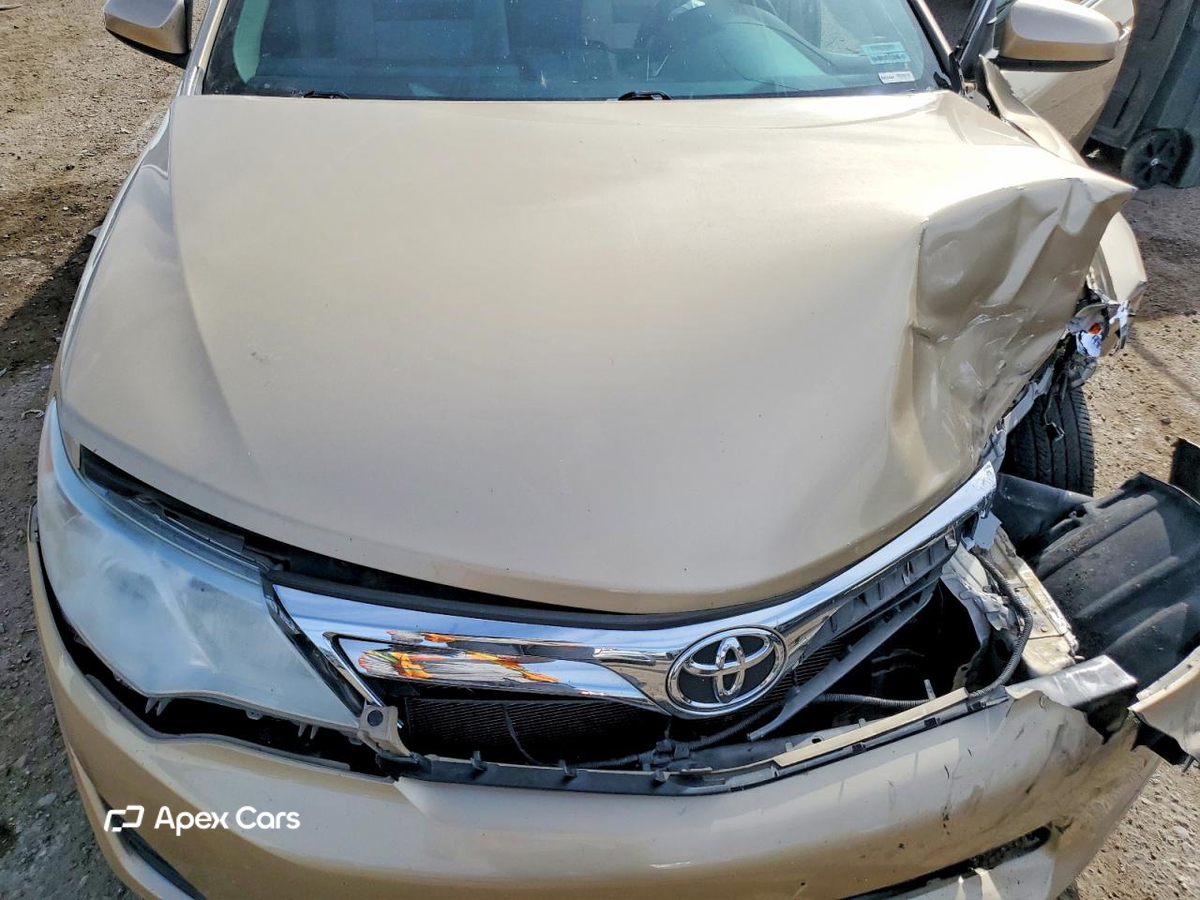Toyota Camry 2012