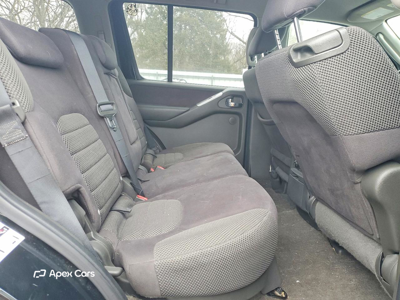 Nissan Pathfinder 2010