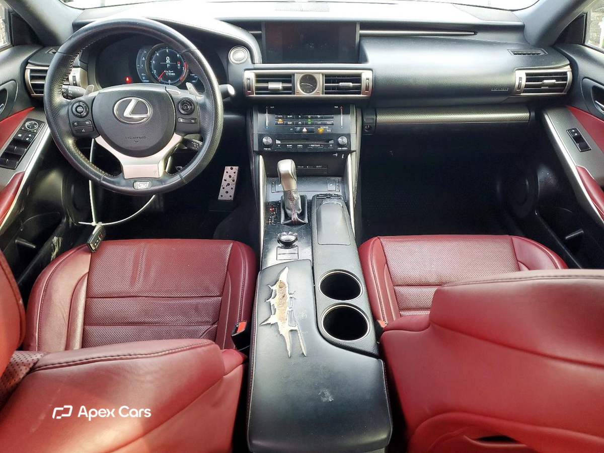Lexus IS 2014