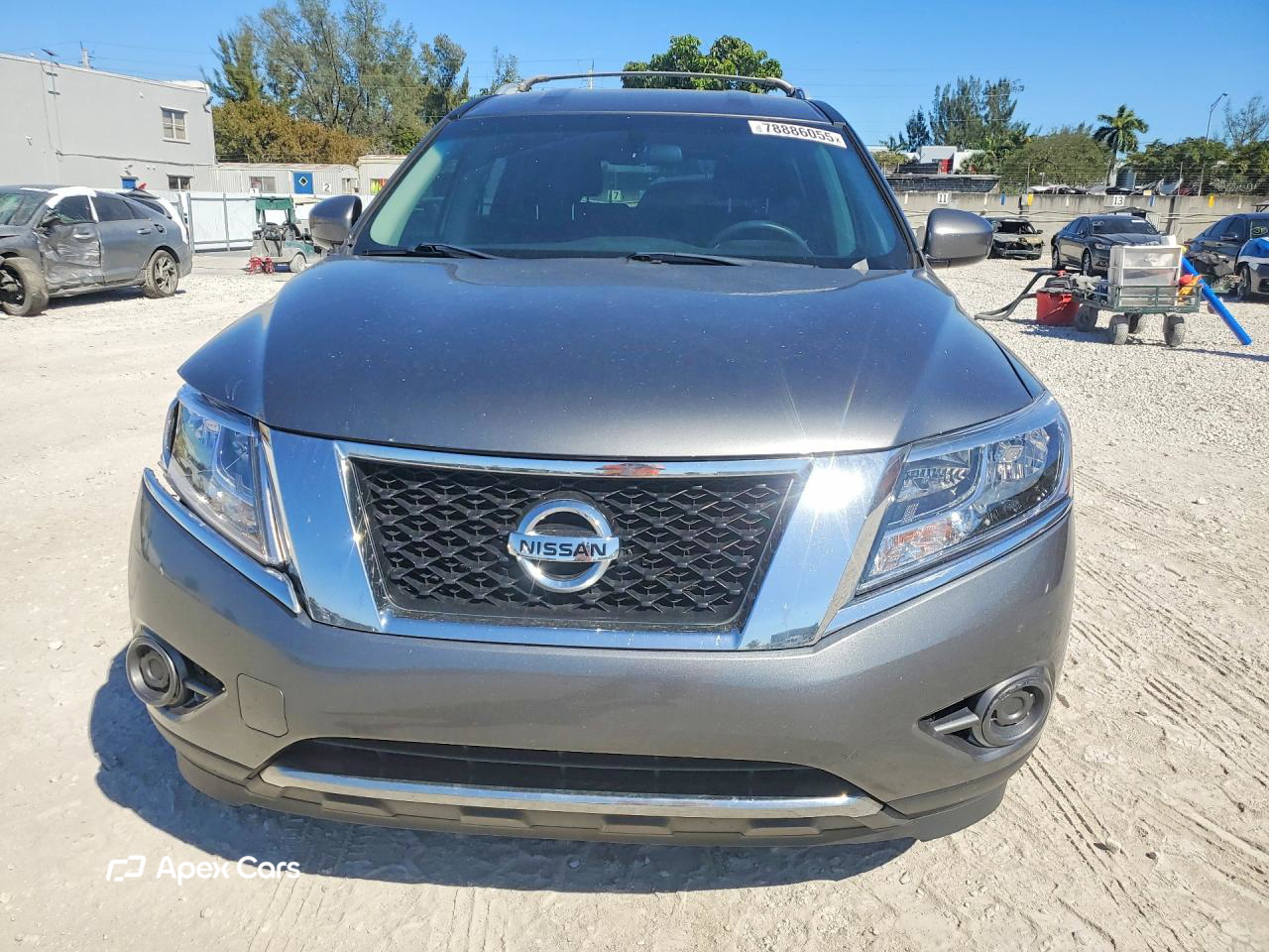 Nissan Pathfinder 2016