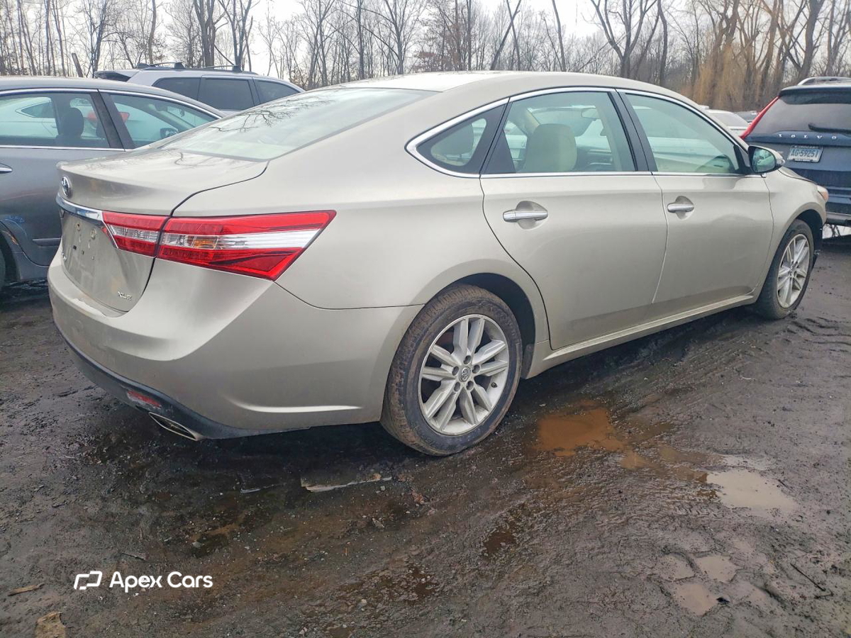 Toyota Avalon 2013