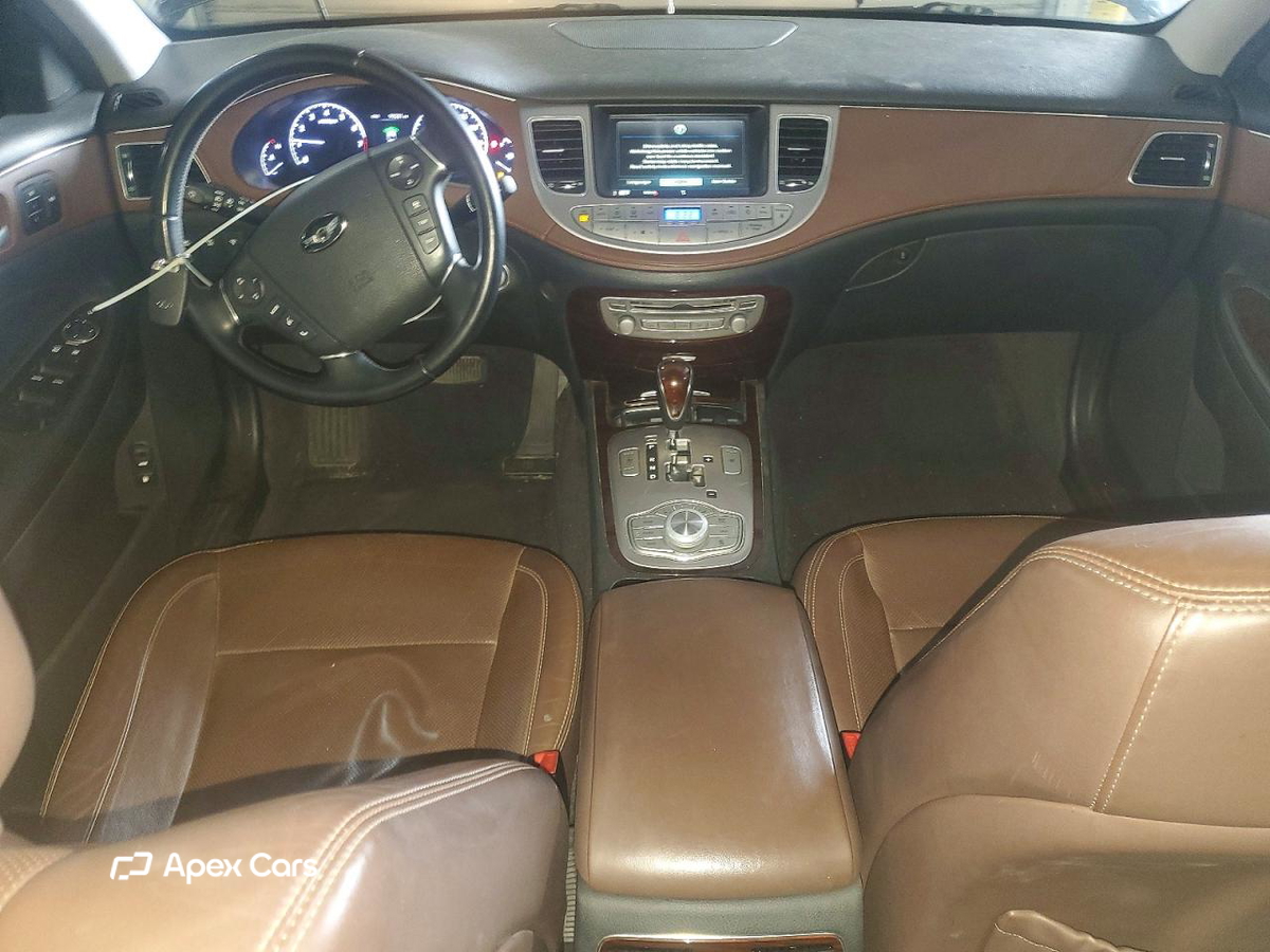 Hyundai Genesis 2014