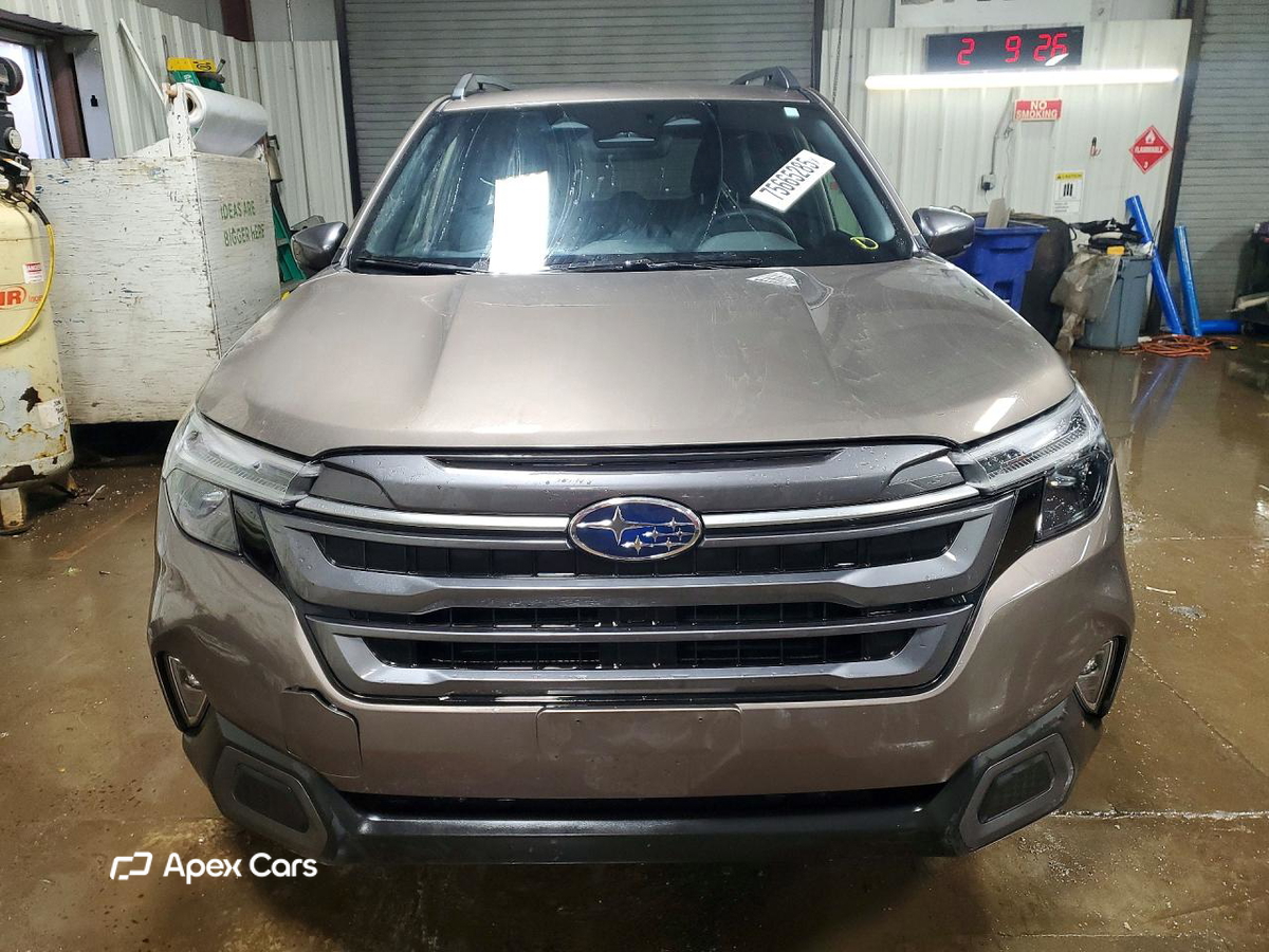 Subaru Forester 2025