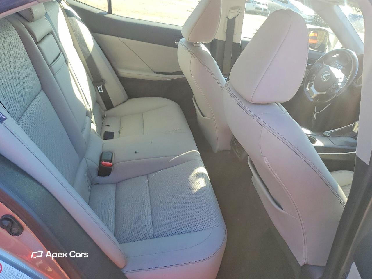Lexus IS 2016
