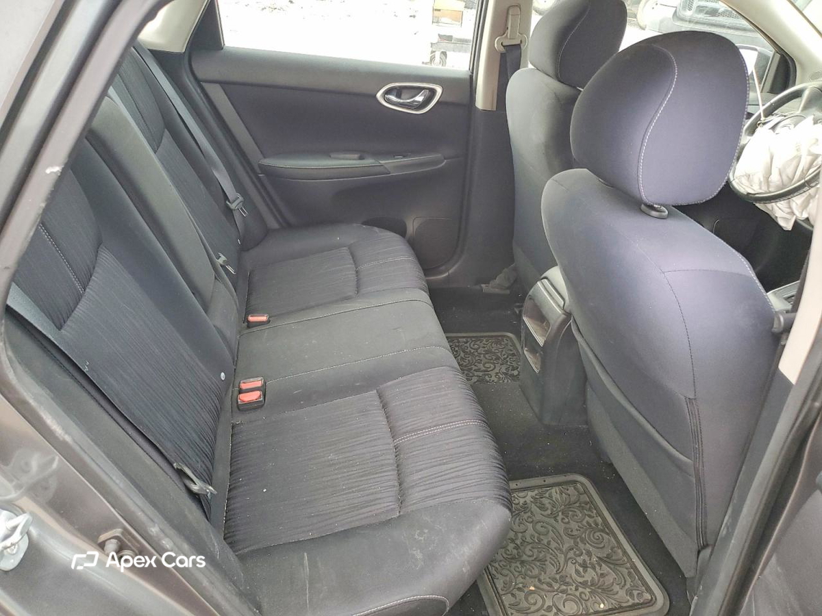 Nissan Sentra 2016