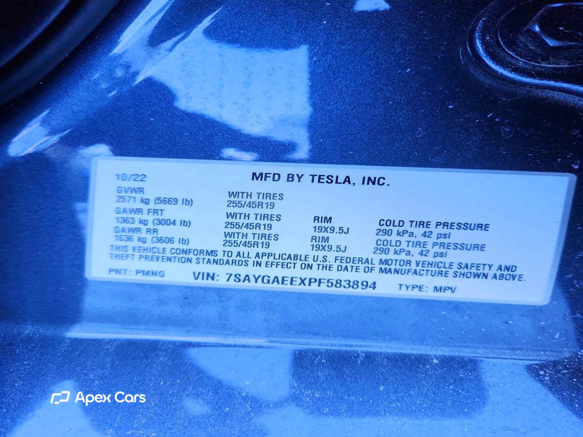 Tesla Model Y 2023