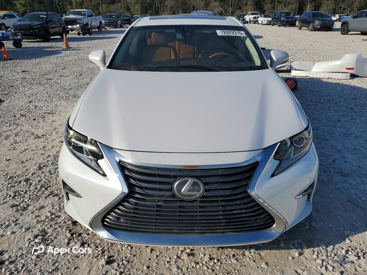 Lexus ES 2016
