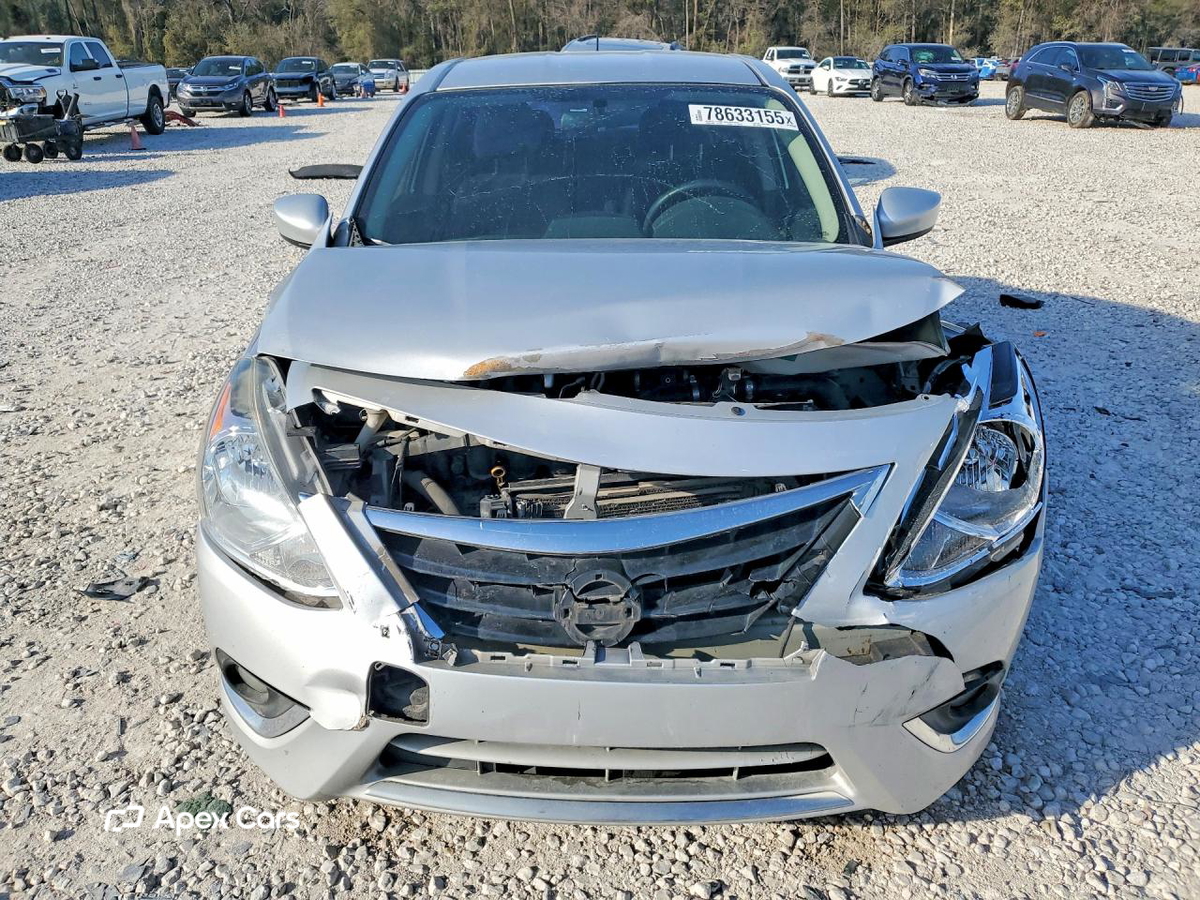 Nissan Versa 2018