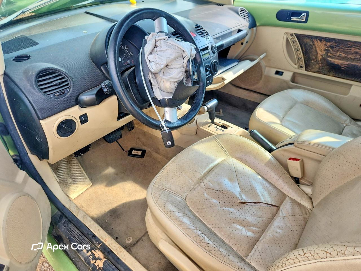 Volkswagen Beetle 2004