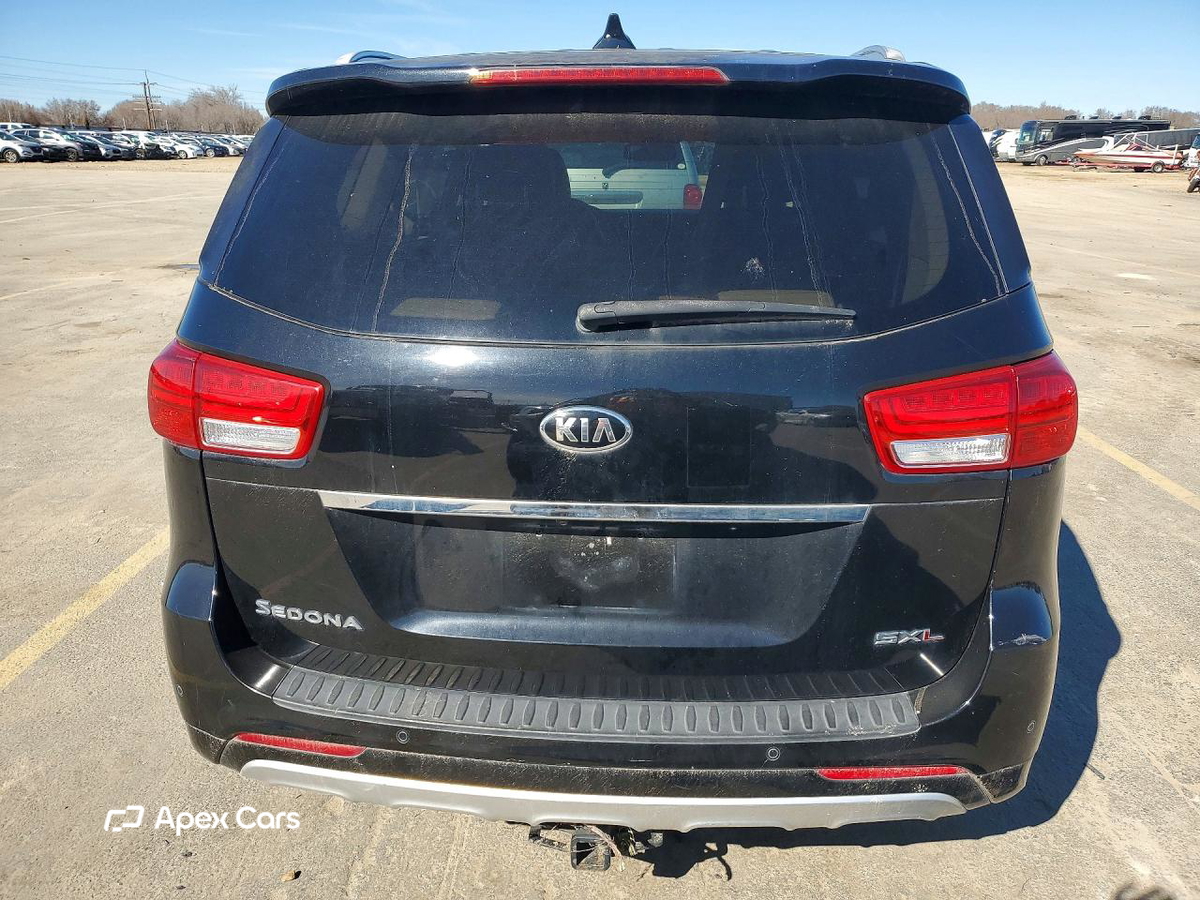 Kia Sedona 2016