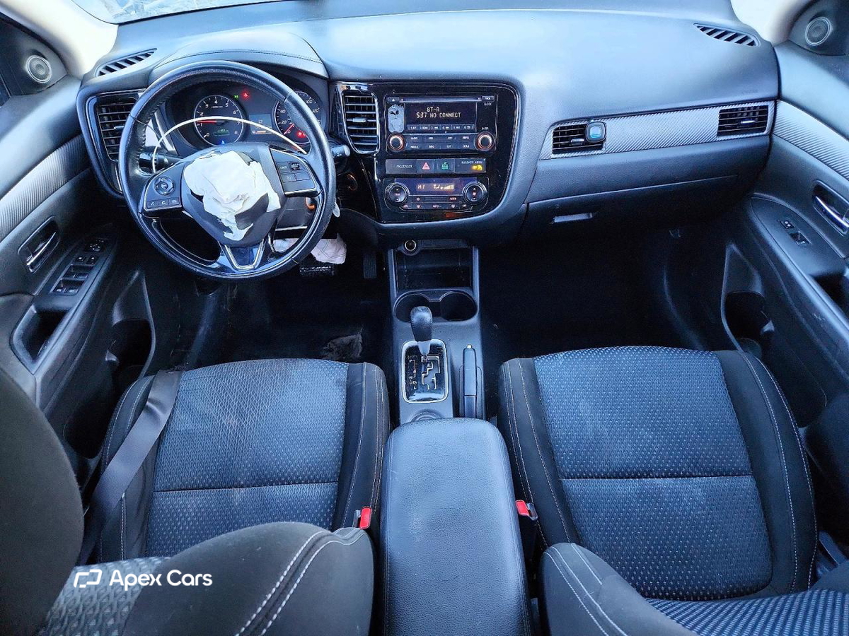 Mitsubishi Outlander 2016