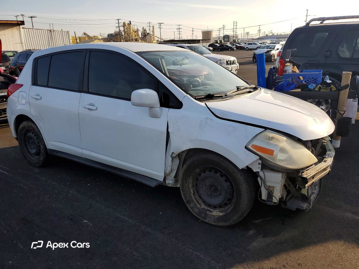 Nissan Versa 2012