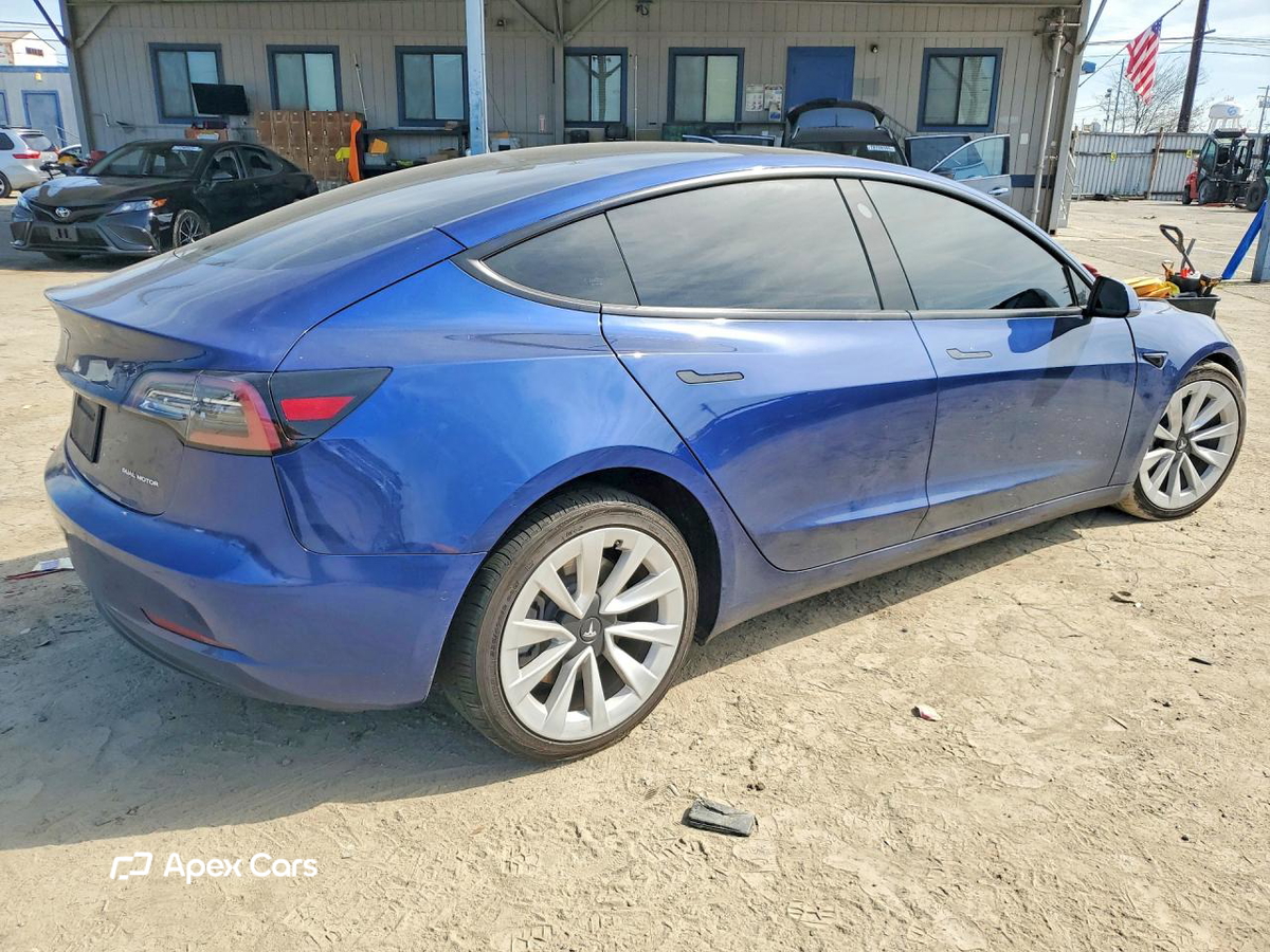 Tesla Model 3 2021