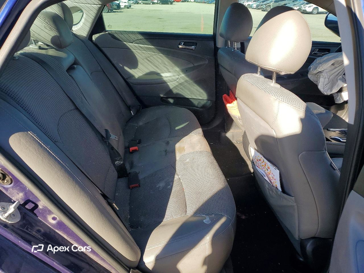Hyundai Sonata 2012