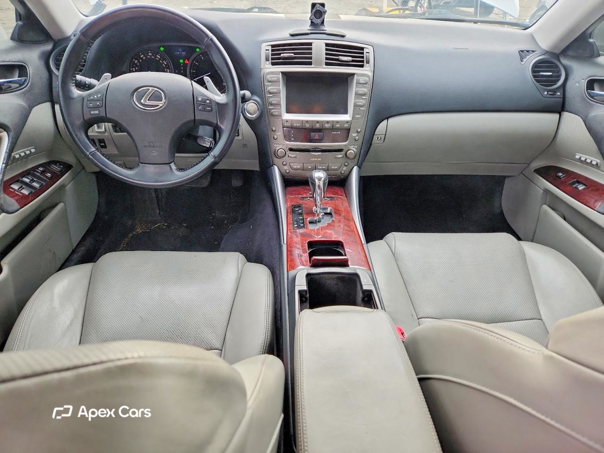 Lexus IS 2008