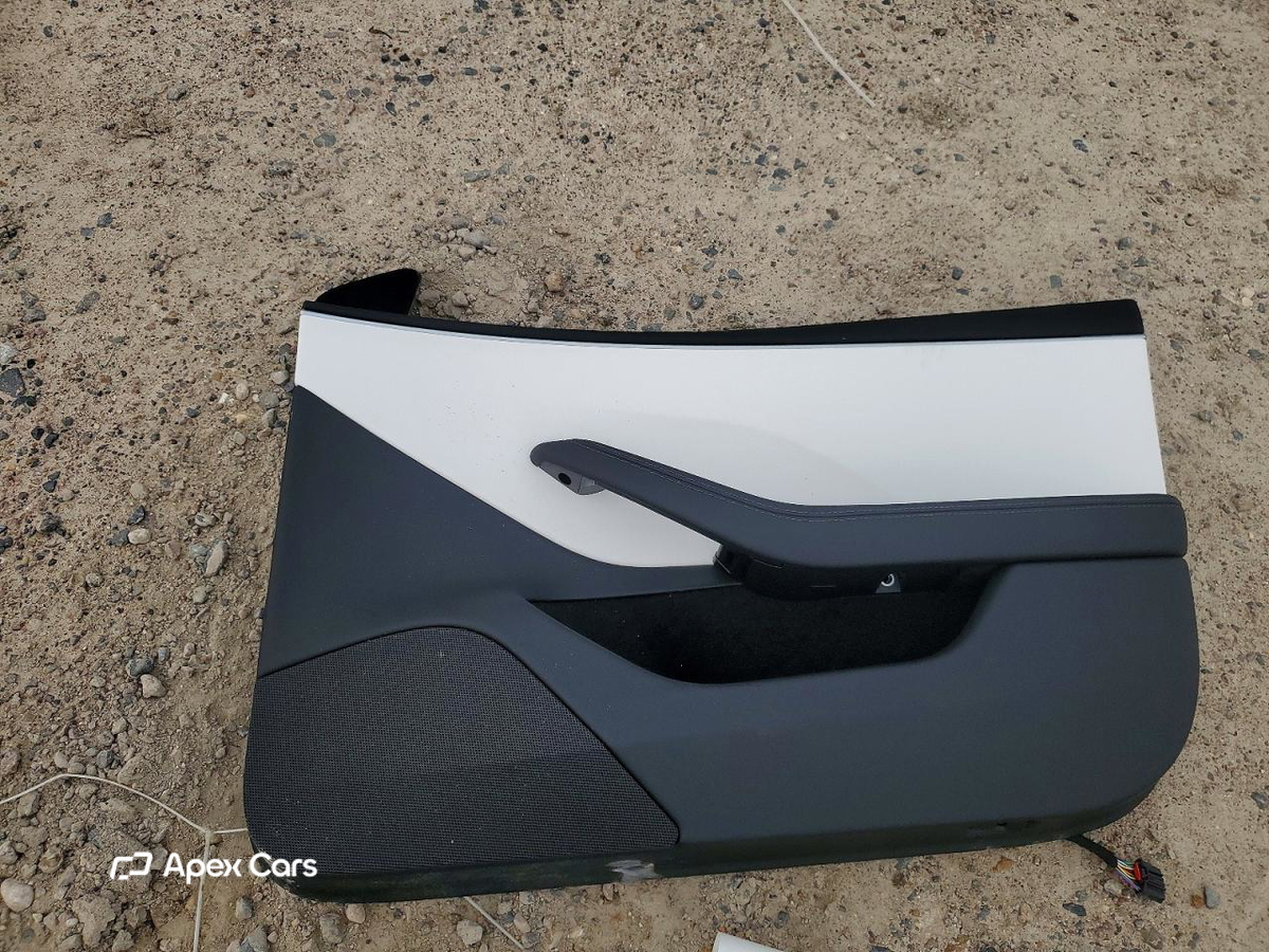 Tesla Model 3 2025
