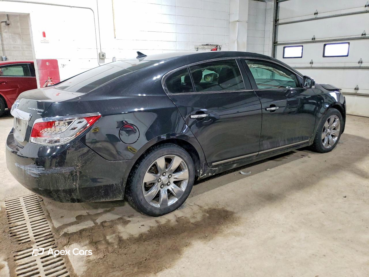 Buick LaCrosse 2011