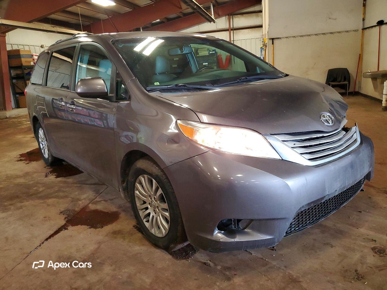 Toyota Sienna 2015