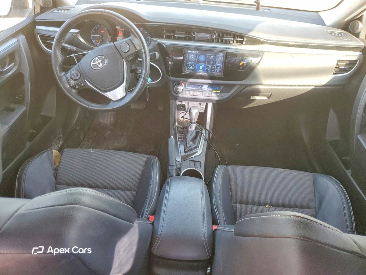 Toyota Corolla 2015