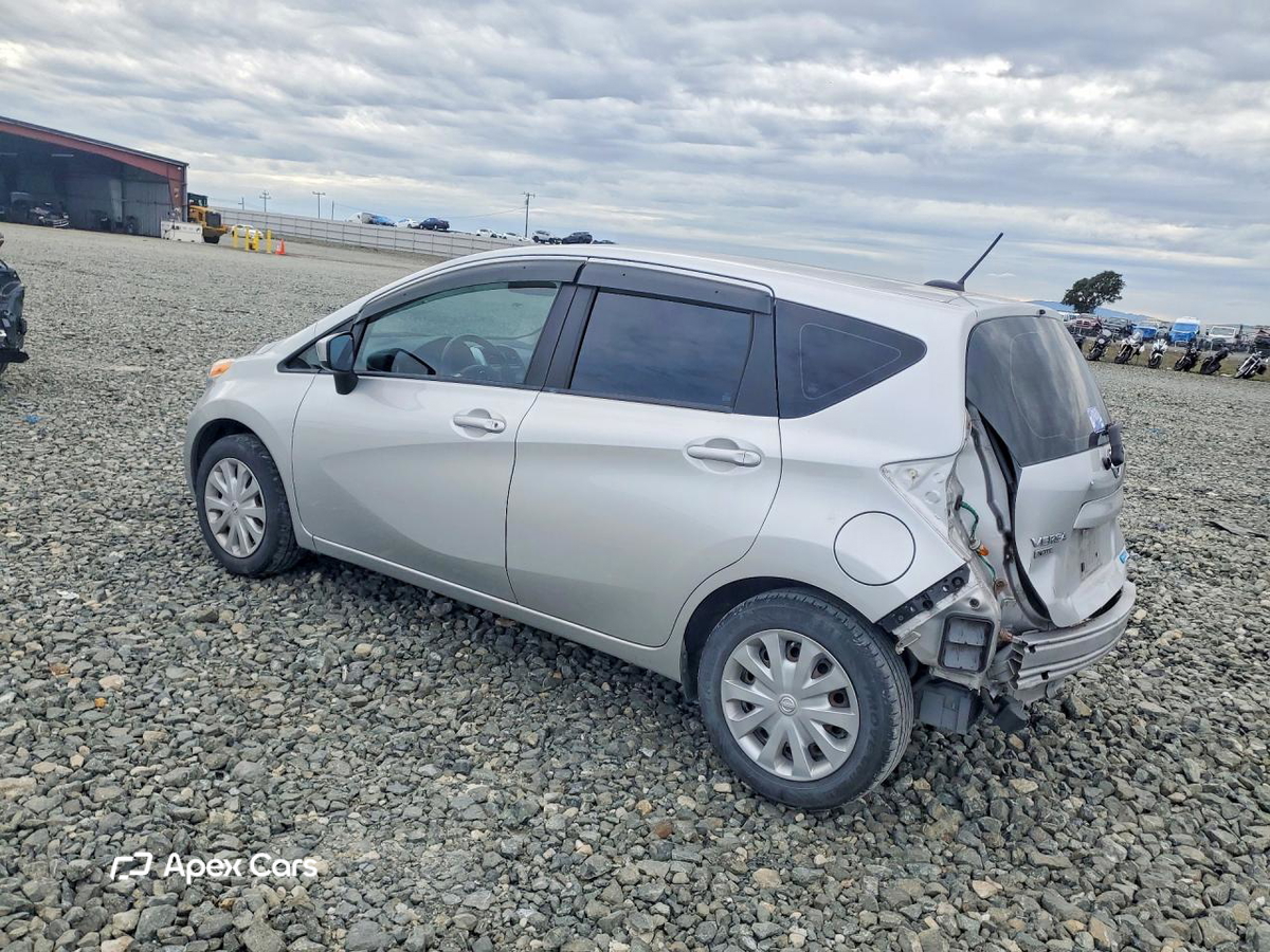 Nissan Versa 2016