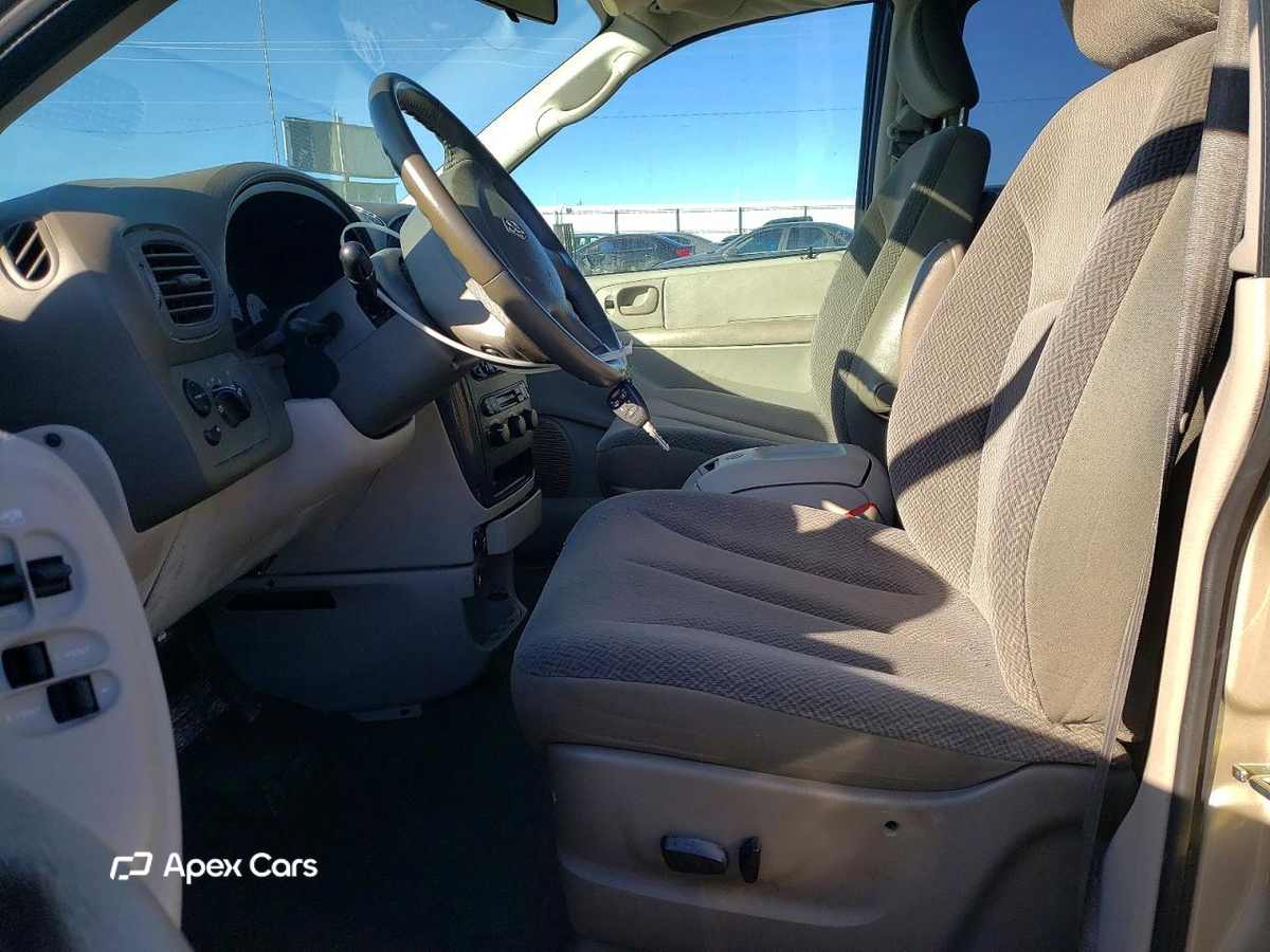 Dodge Caravan 2005