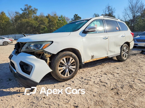 Nissan Pathfinder 2017 - Image 1 of 15