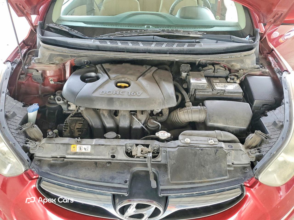 Hyundai Elantra 2013