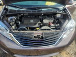 Toyota Sienna 2011